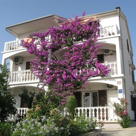 Apartments By The Sea Barbat, Rab - 17620 Barbat na Rabu 외부 사진