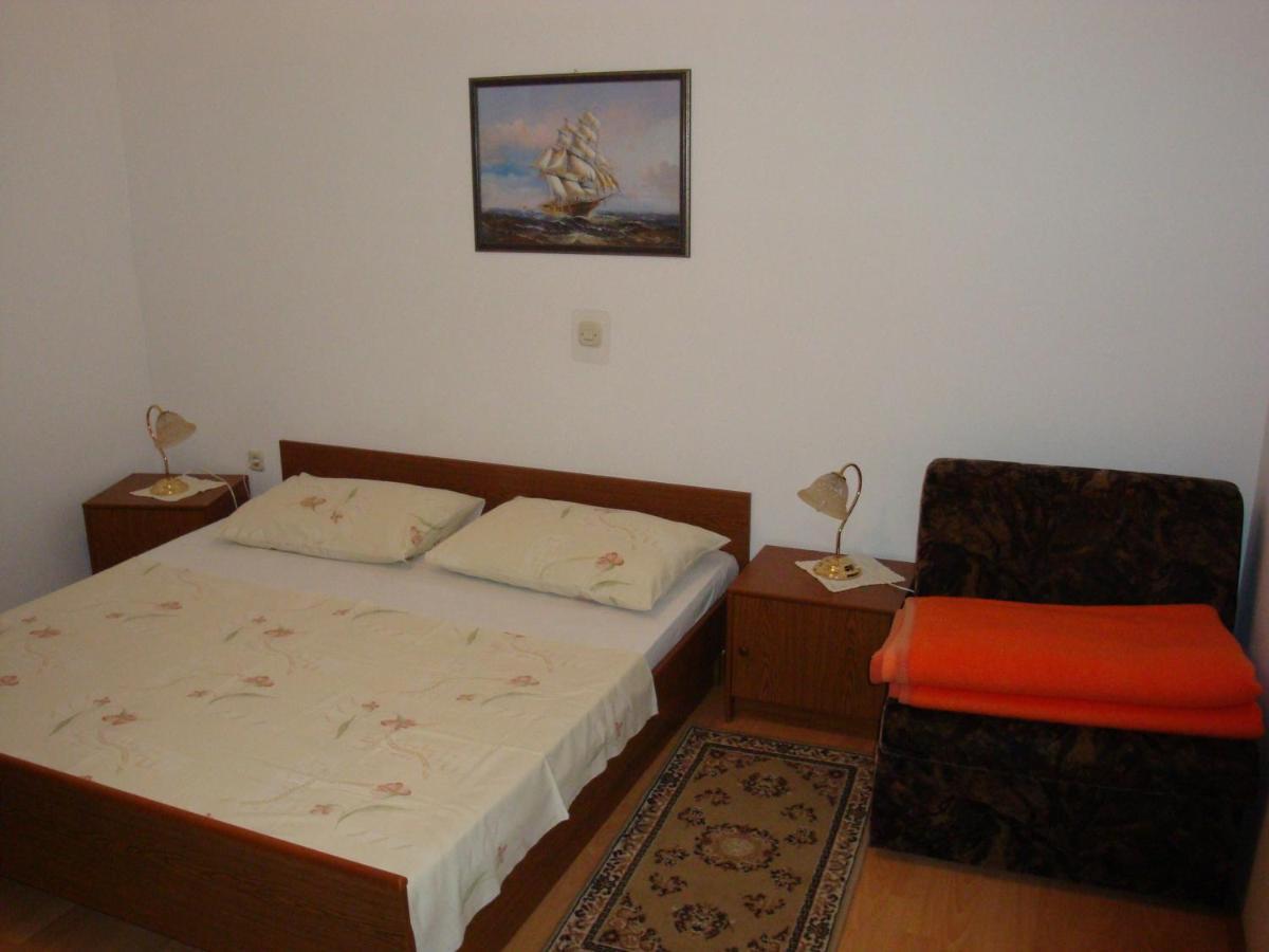 Apartments By The Sea Barbat, Rab - 17620 Barbat na Rabu 외부 사진